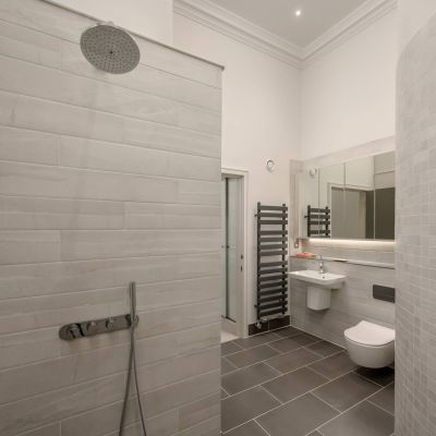 Walk In Shower