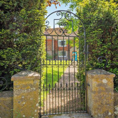 Gate To Lane