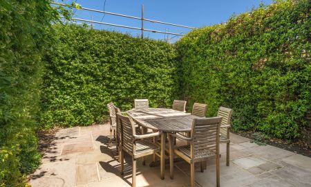 Sunny Garden