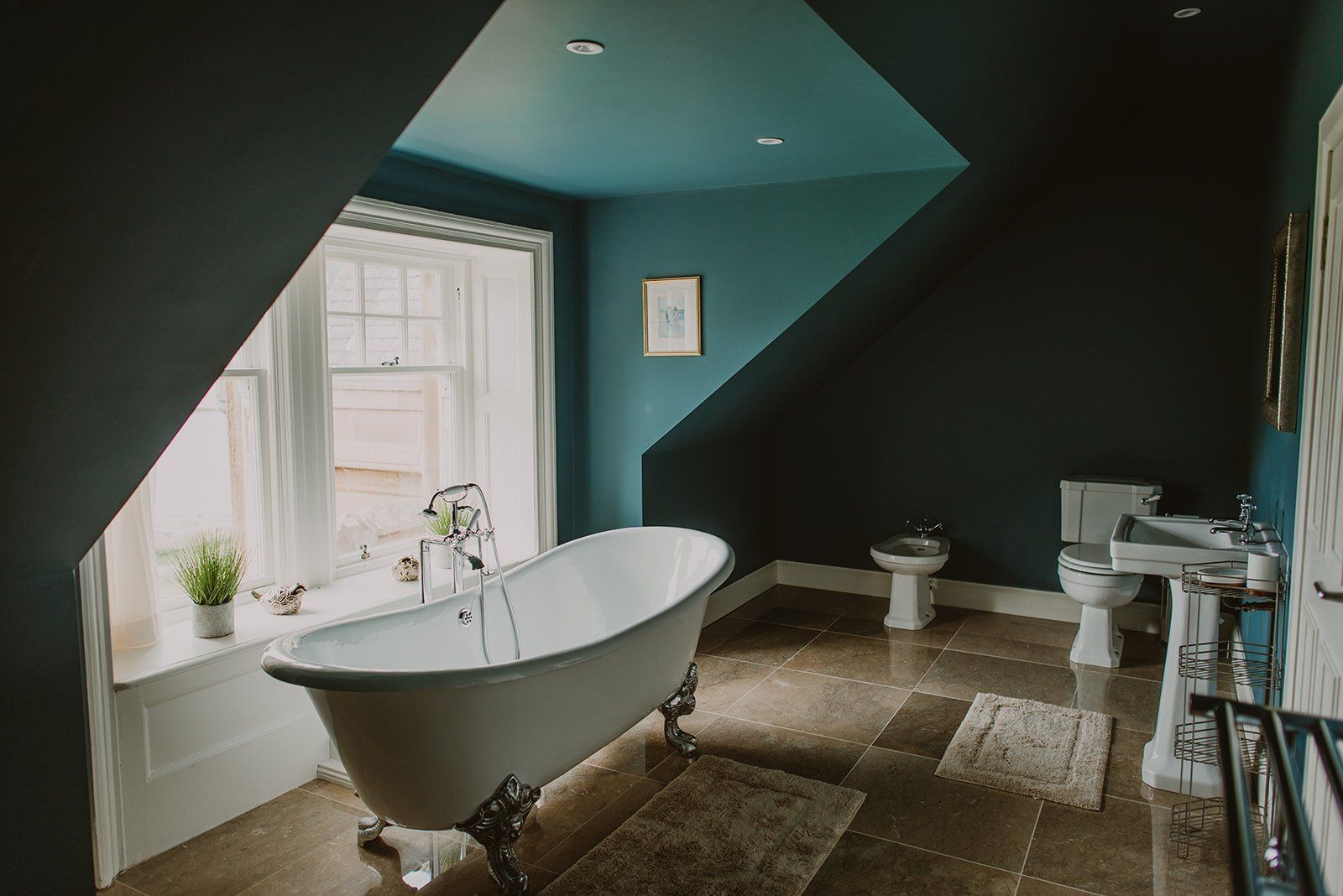 2nd Floor Bathroom