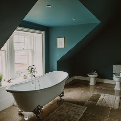 2nd Floor Bathroom