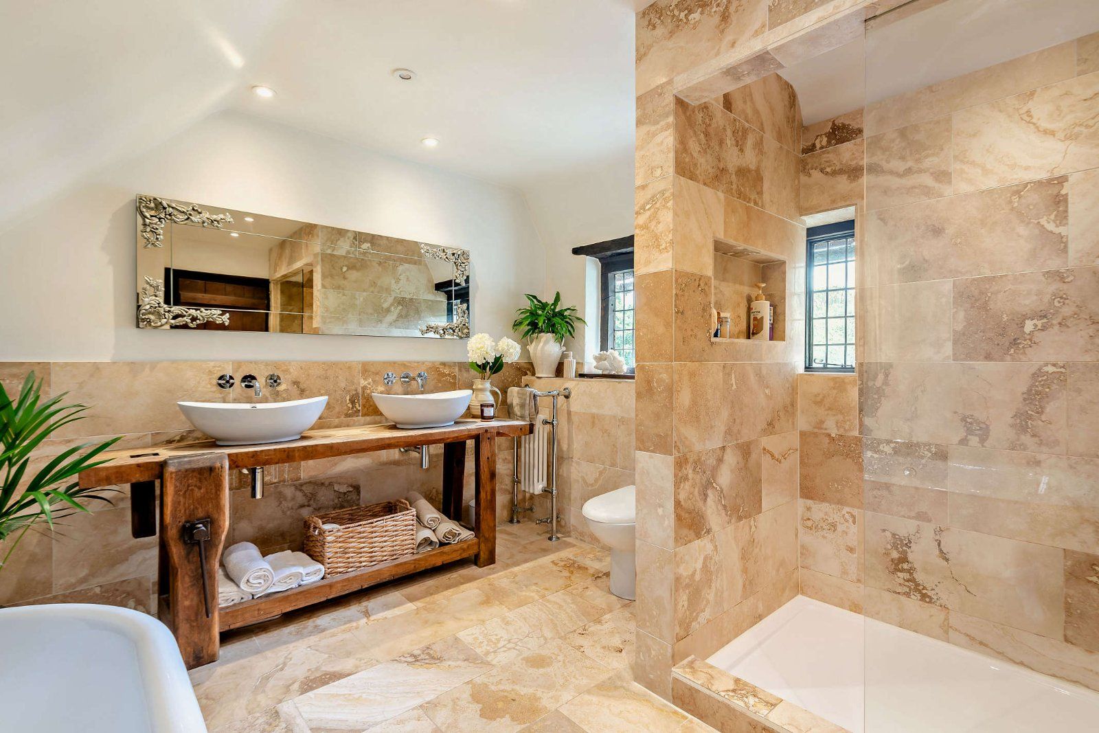 Main Bathroom
