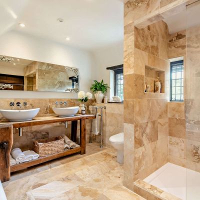 Main Bathroom