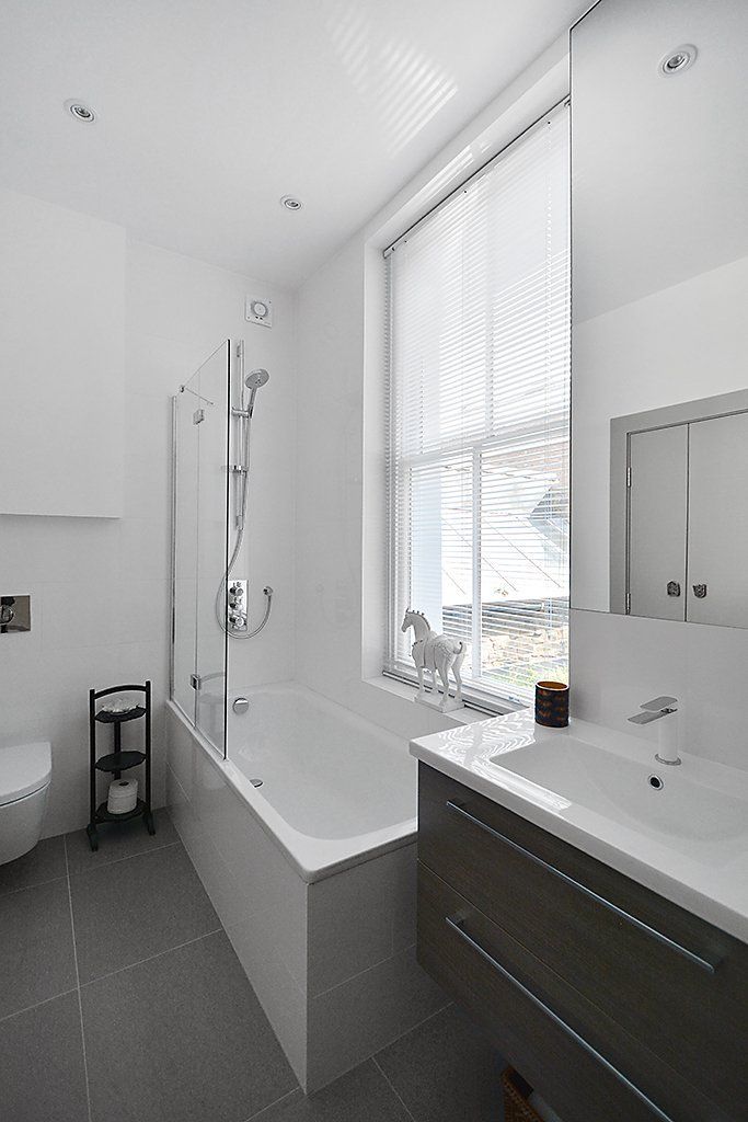 En Suite Bathroom
