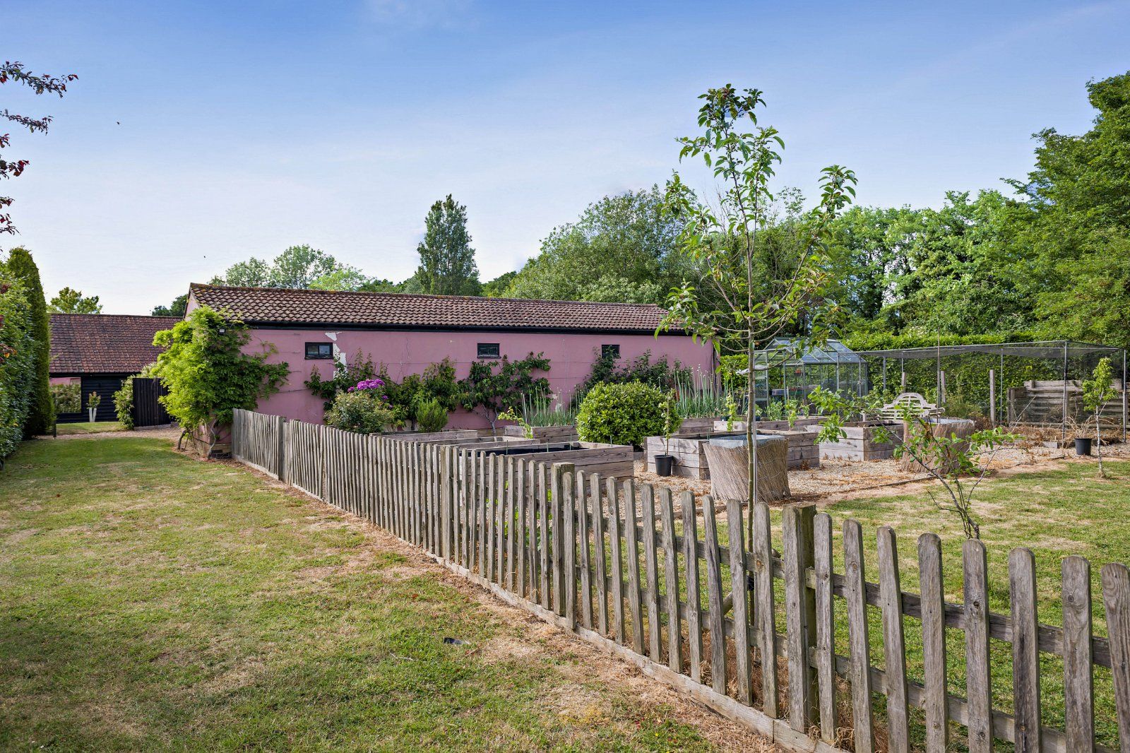 Outbuilding