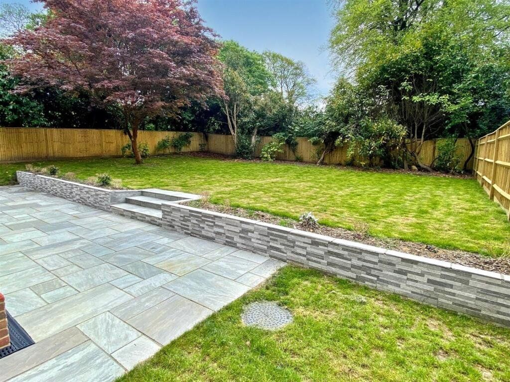 Terrace & Garden