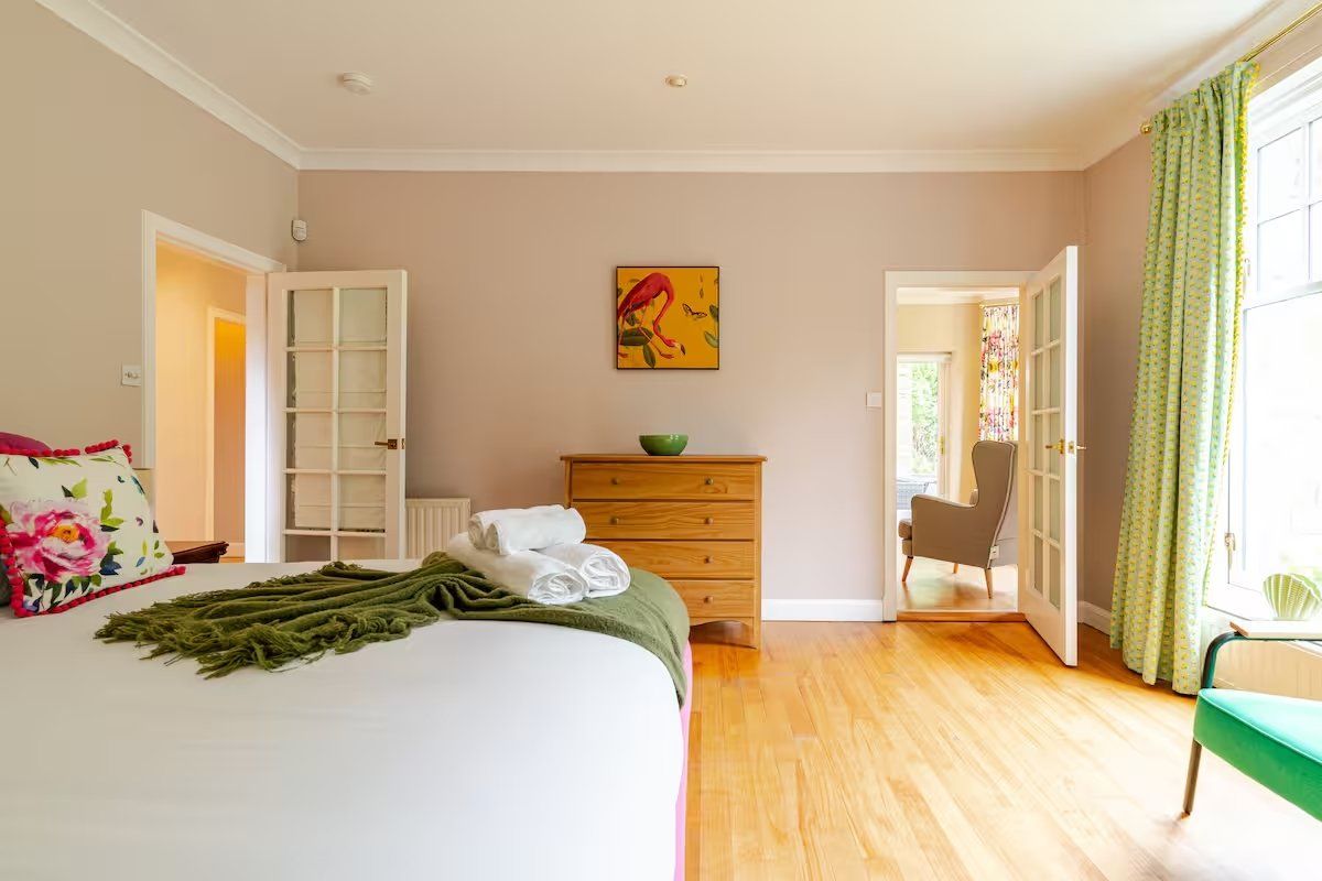 Versatile Room