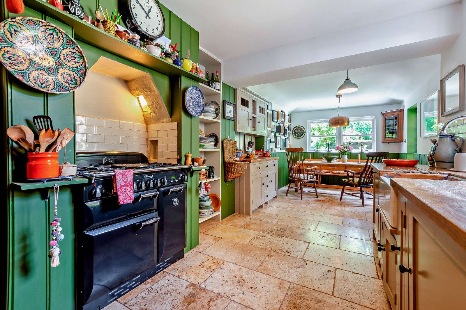 Kitchen/Dining
