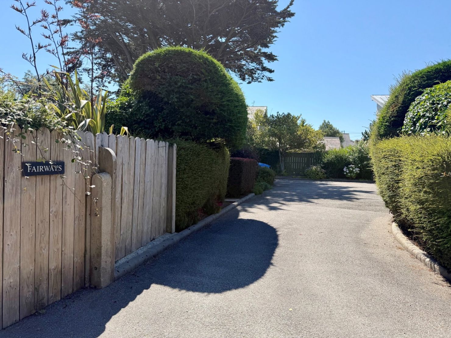 Driveway Entrance