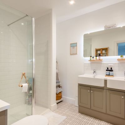 Ensuite Shower Oom