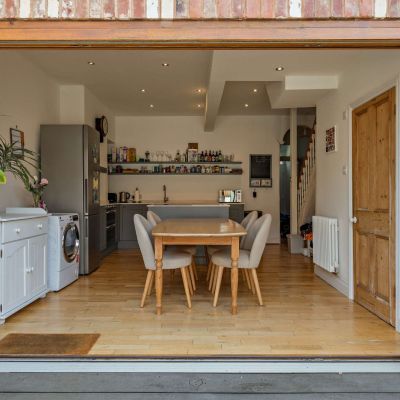 Kitchen/Dining Area