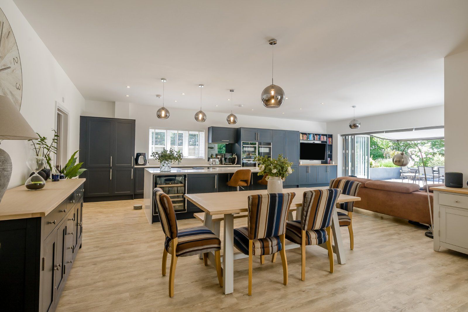 Kitchen/Living Area