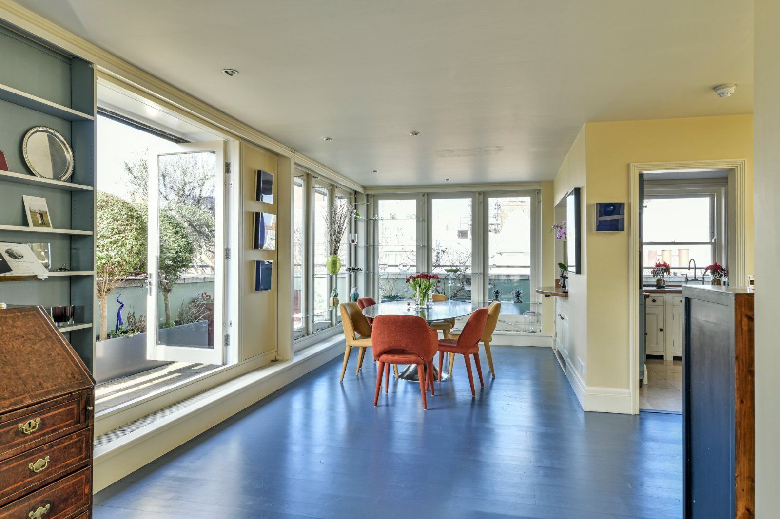 Open-Plan Dining