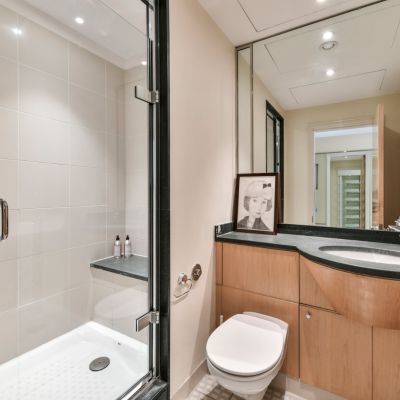 Family Shower Room