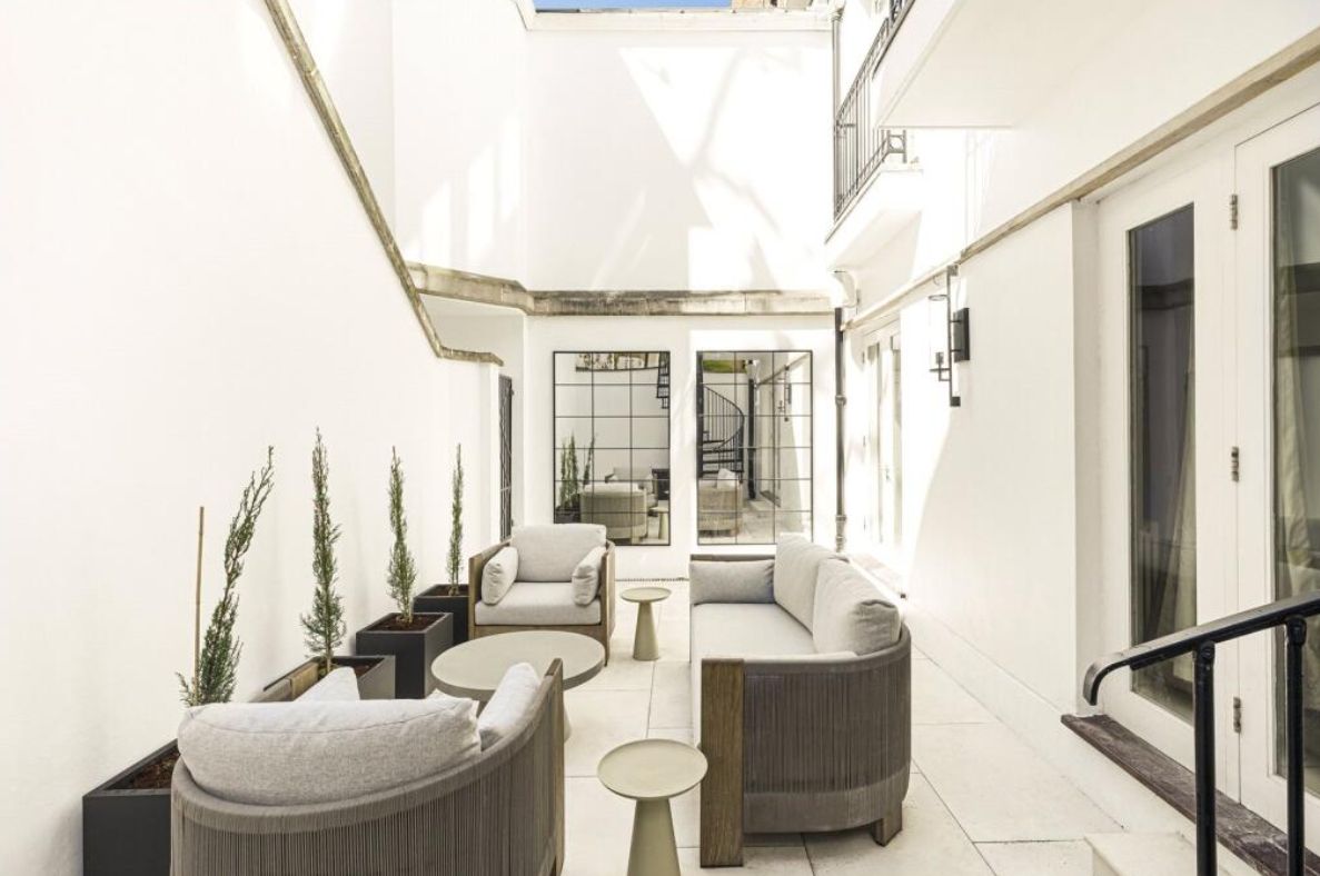 Courtyard Garden