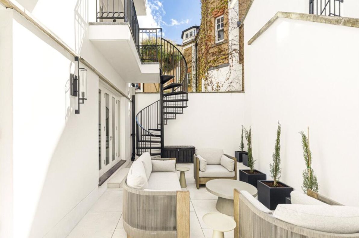 Courtyard Garden