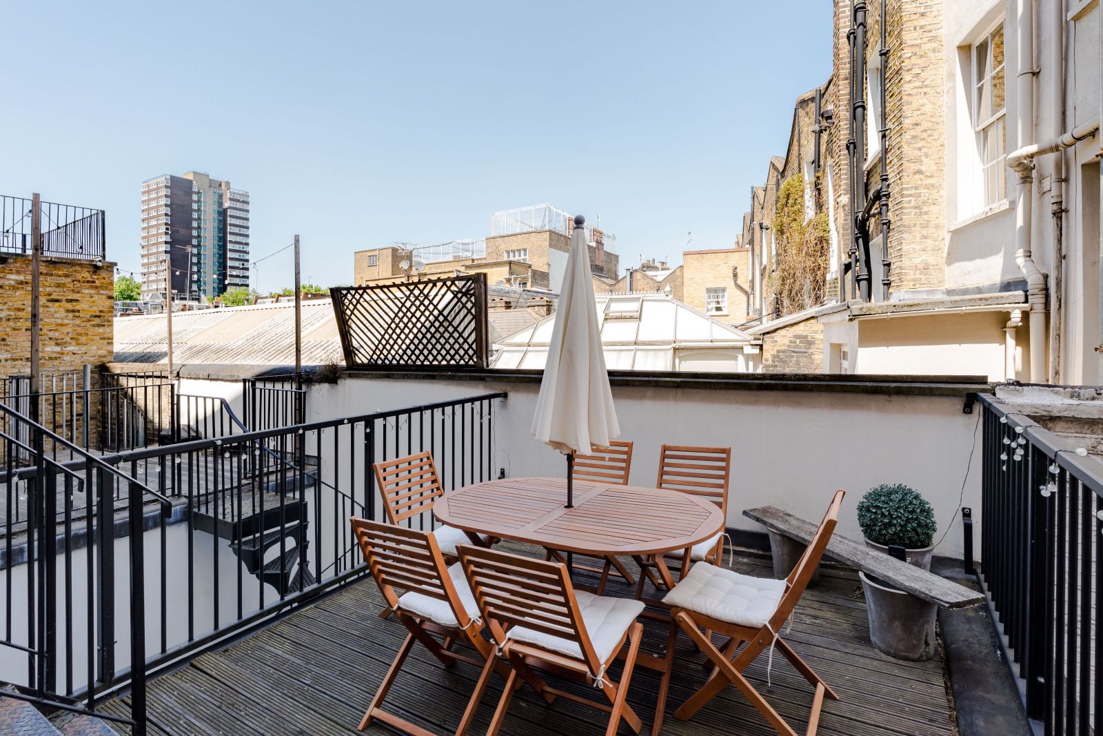 Rear Roof Terrace
