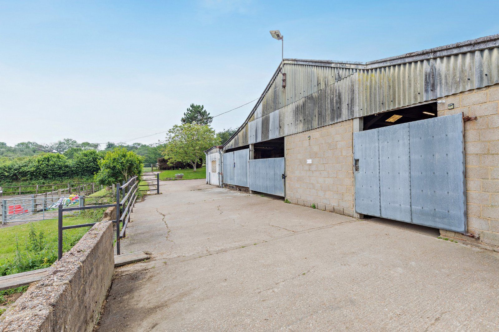 Barn