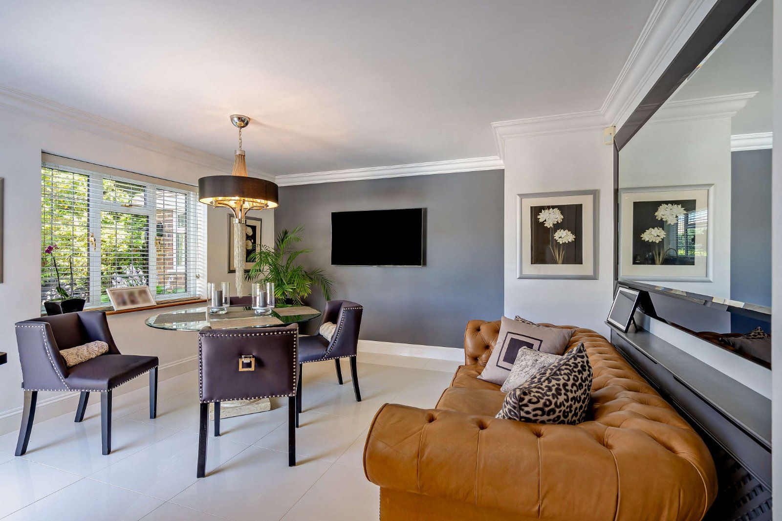 Breakfast Room