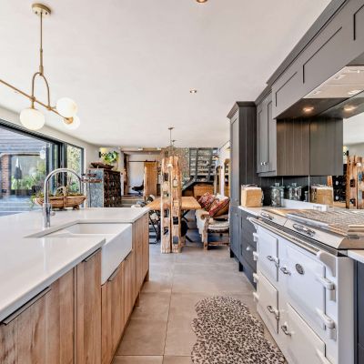 Kitchen/Dining
