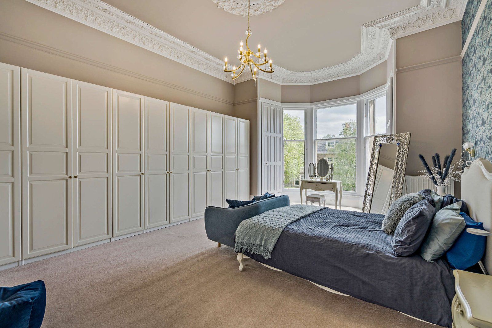 Built In Wardrobes