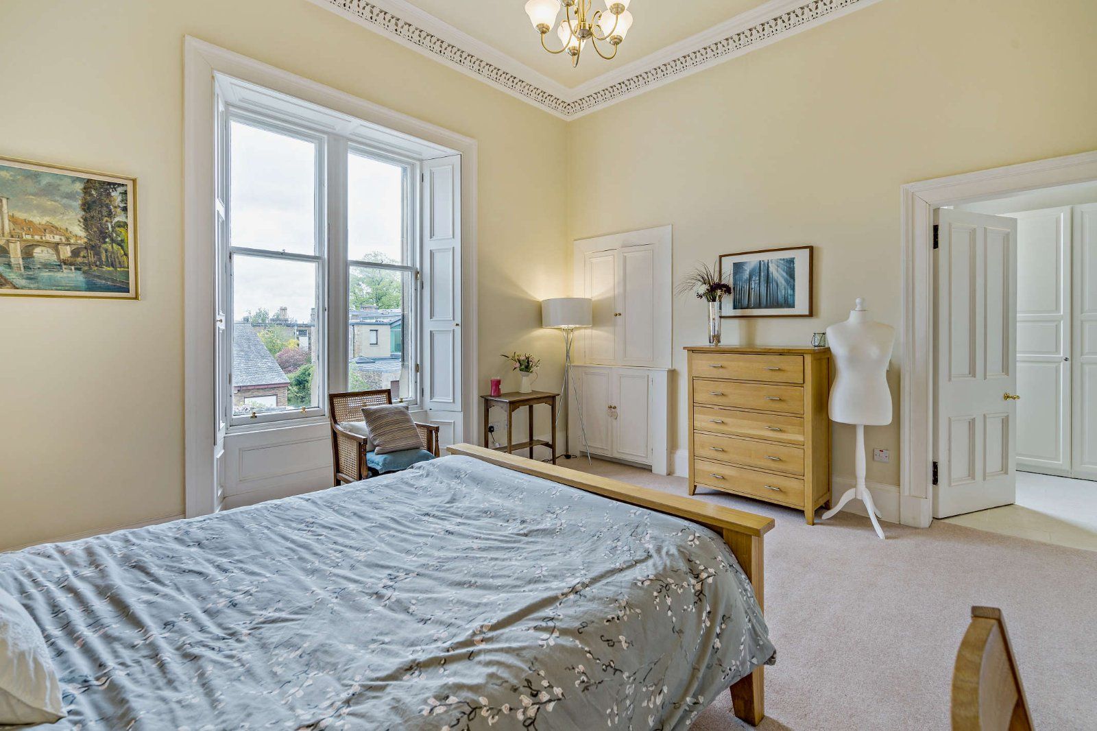 Large Bedroom
