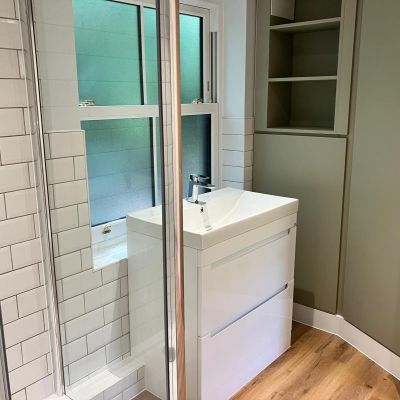 Shower Room B