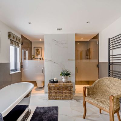 Main Bed En Suite