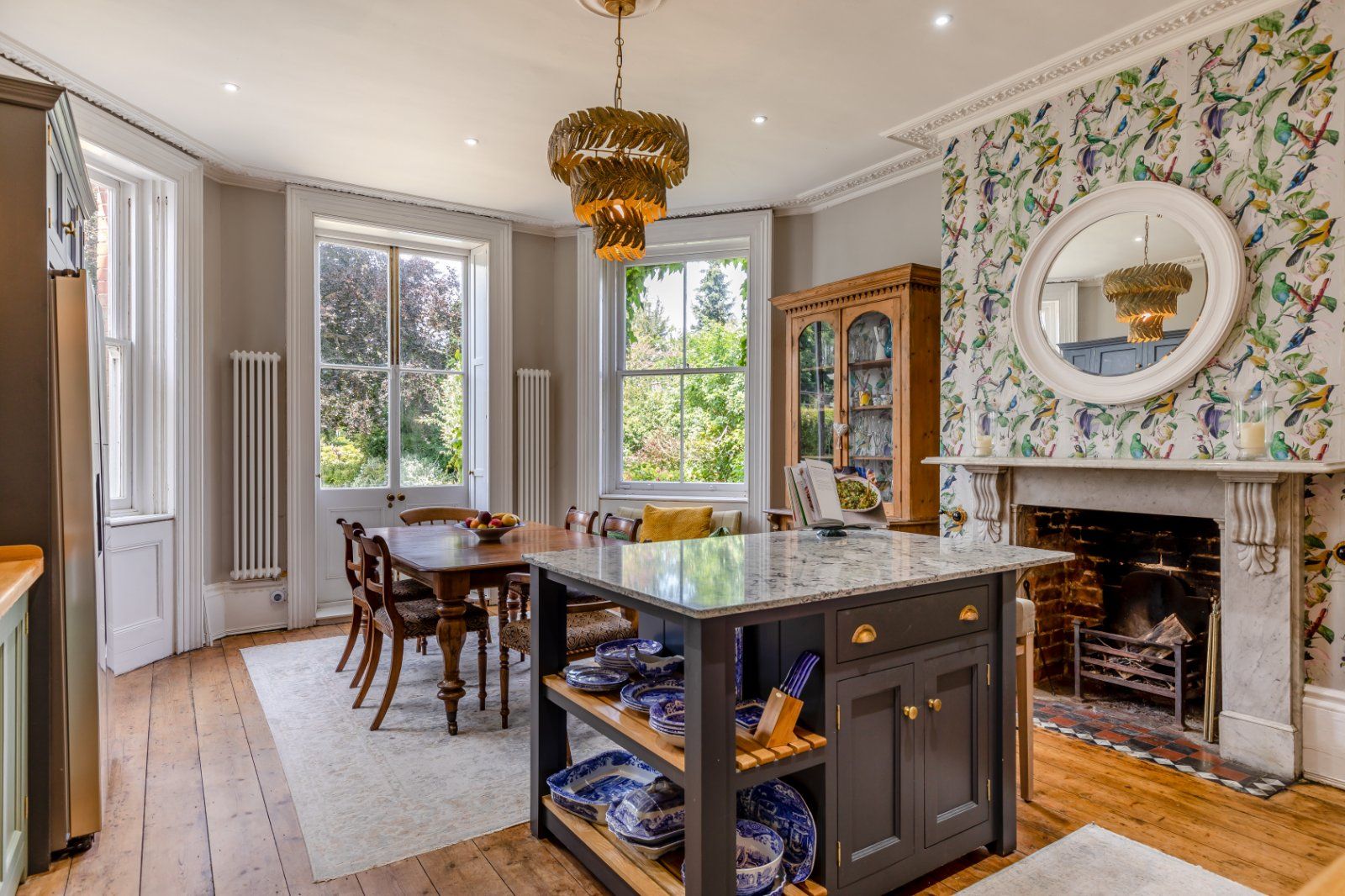 Kitchen/Breakfast Rm