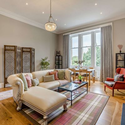 Bright & Airy