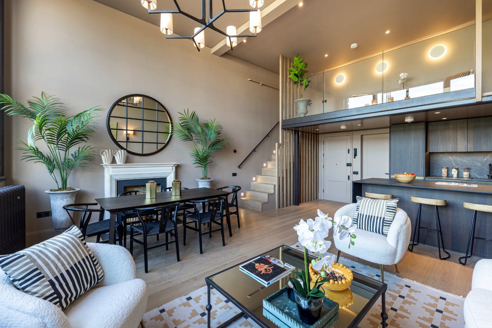4m High Ceilings