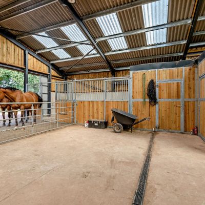 Barn