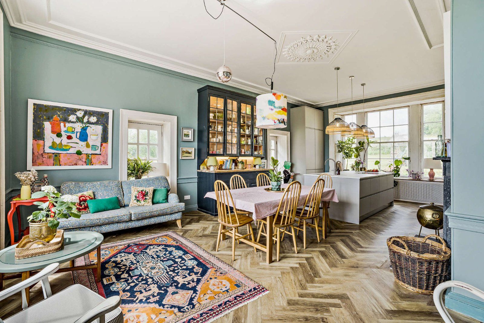 Kitchen/Dining Room