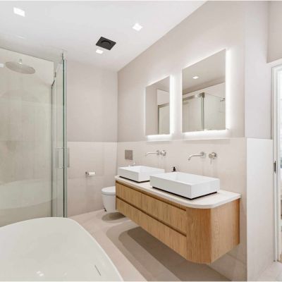 Principal Bathroom
