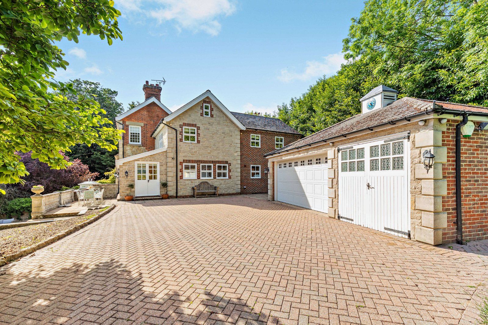 Garages and Driveway
