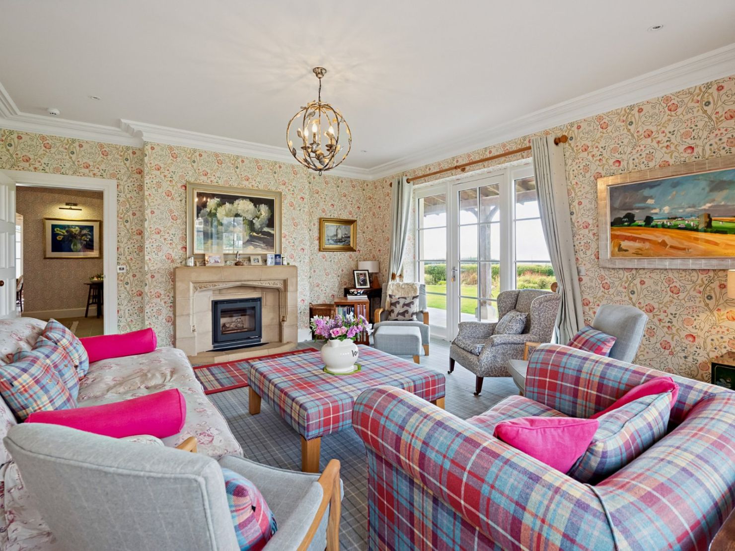 Cosy Main Reception