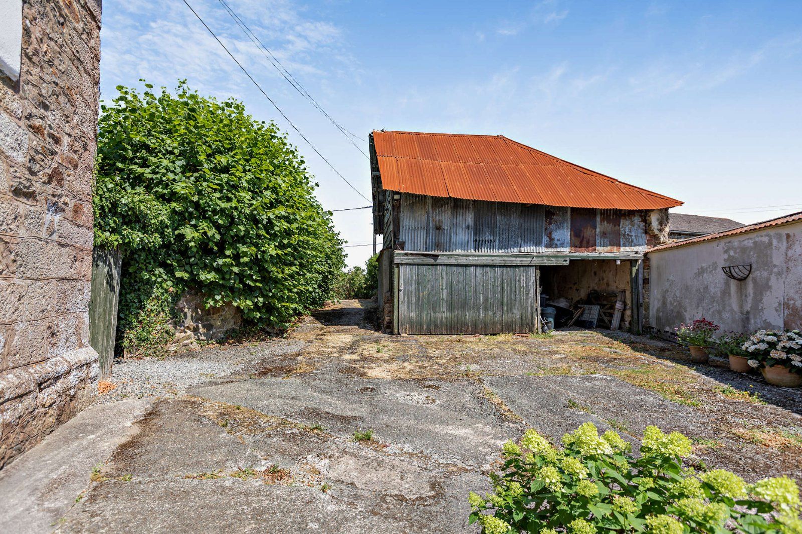 Outbuilding