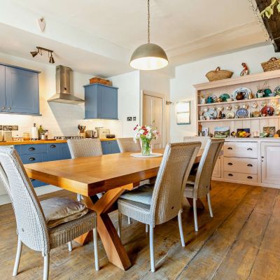 Kitchen/Dining Area