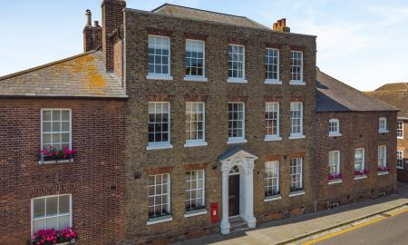 Creighton House