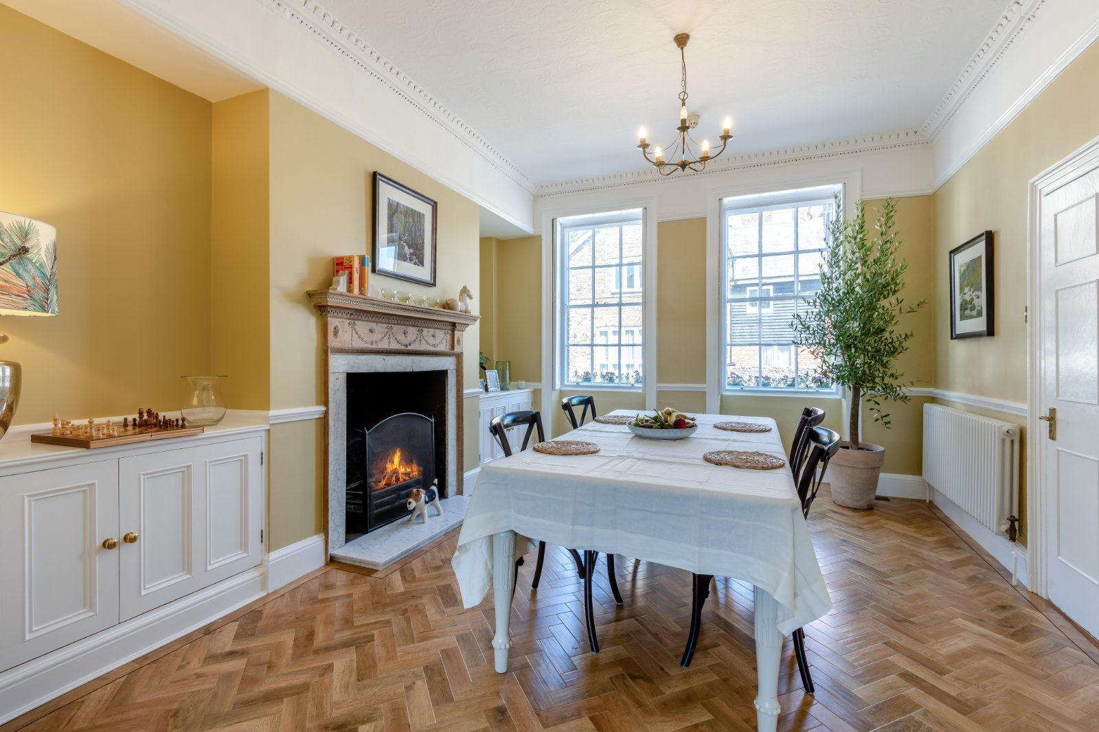 Breakfast Room