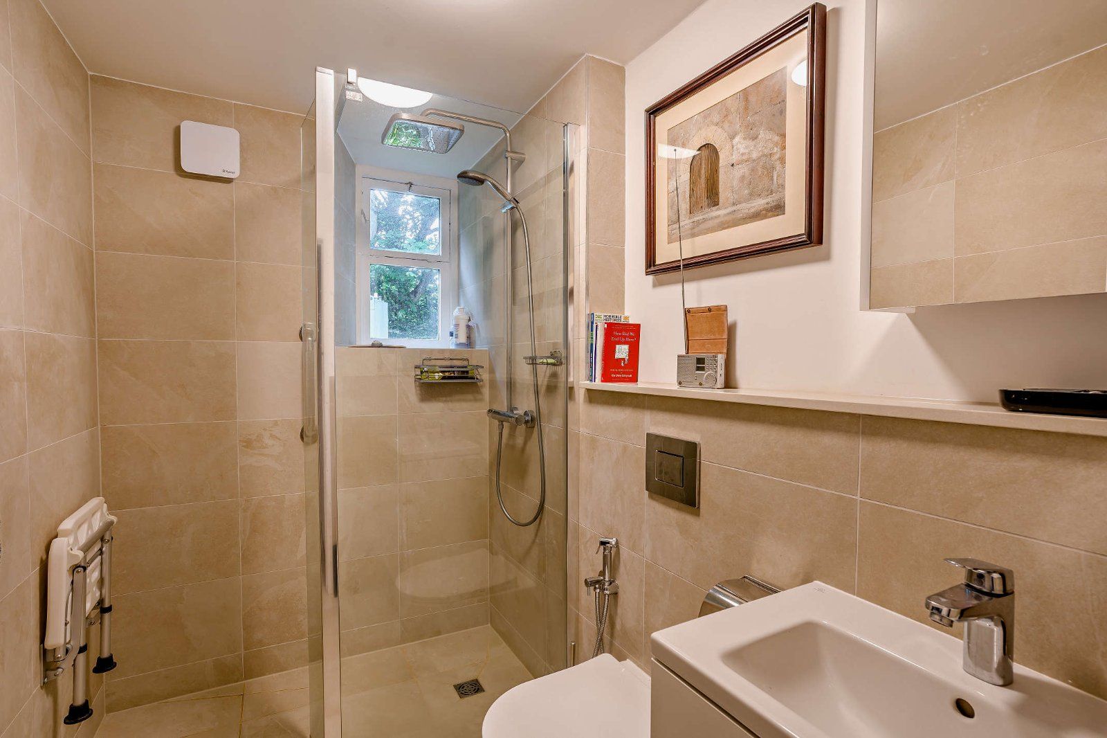 Annexe Shower Room