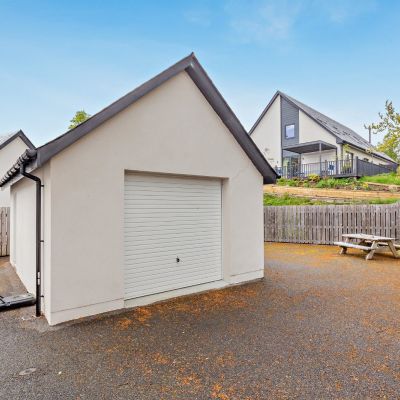 3 Lodge Park