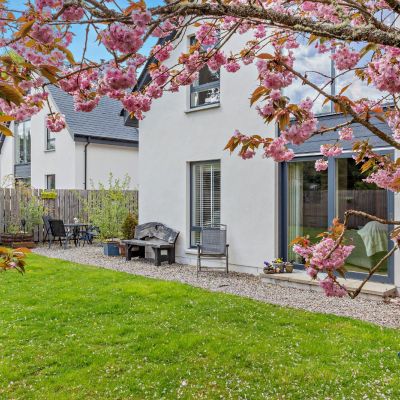 3 Lodge Park