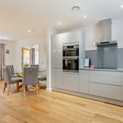 3 Lodge Park