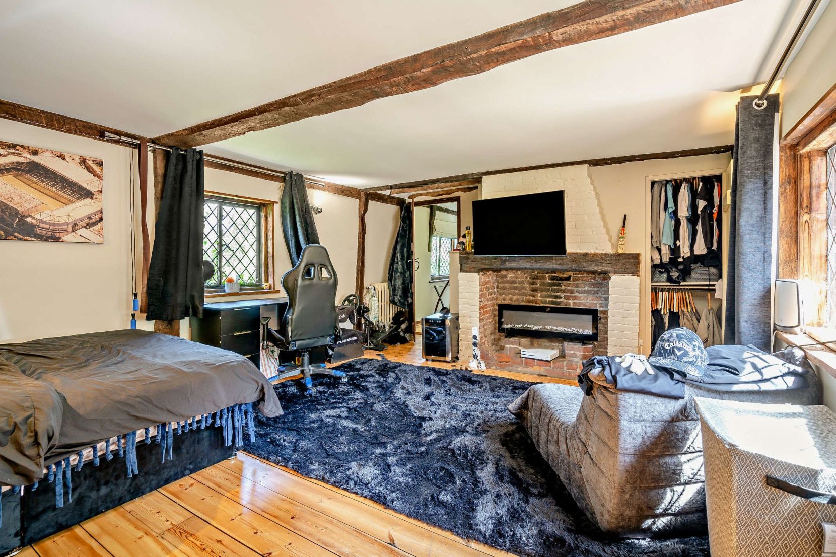 Bedroom