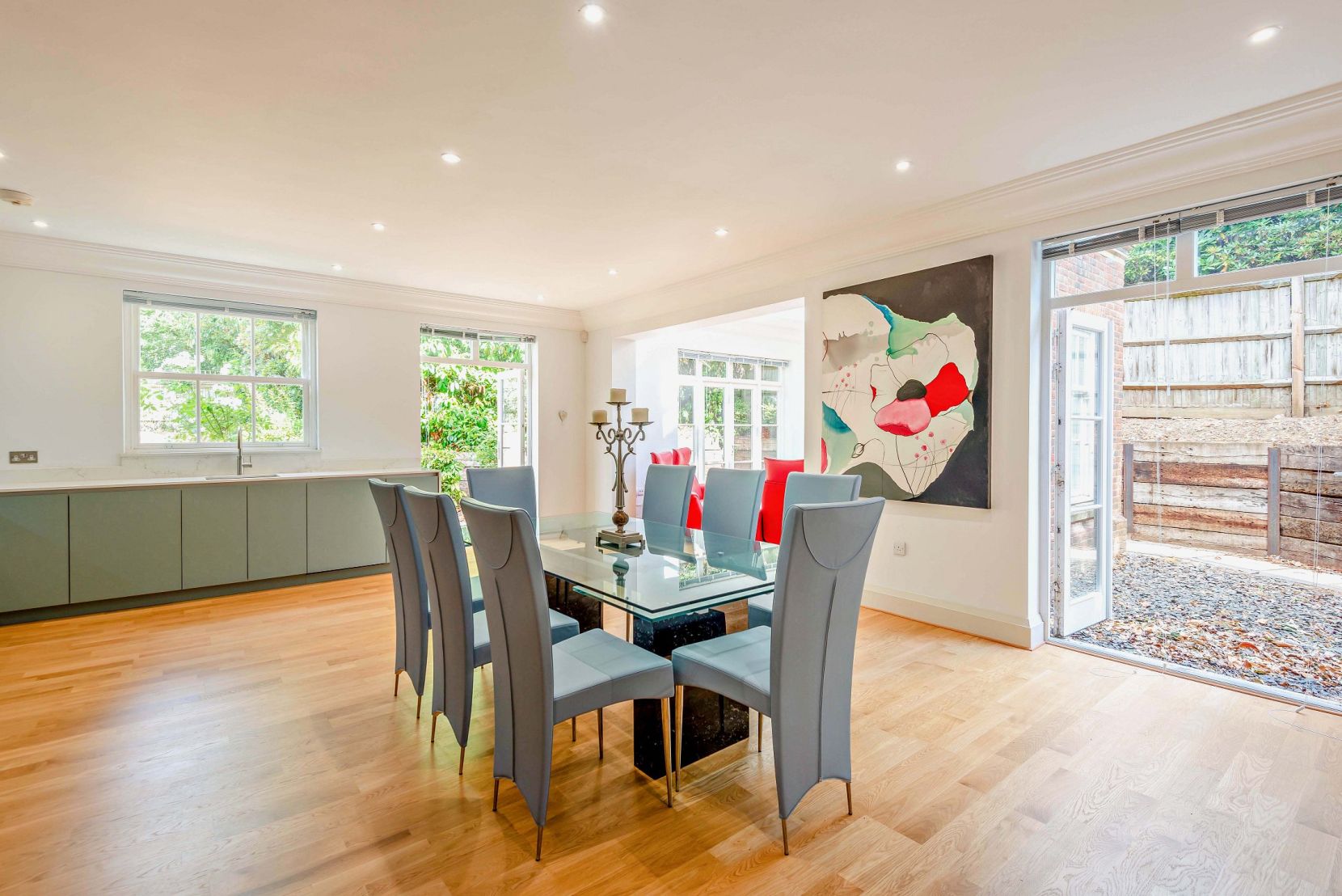 Kitchen/Dining Room