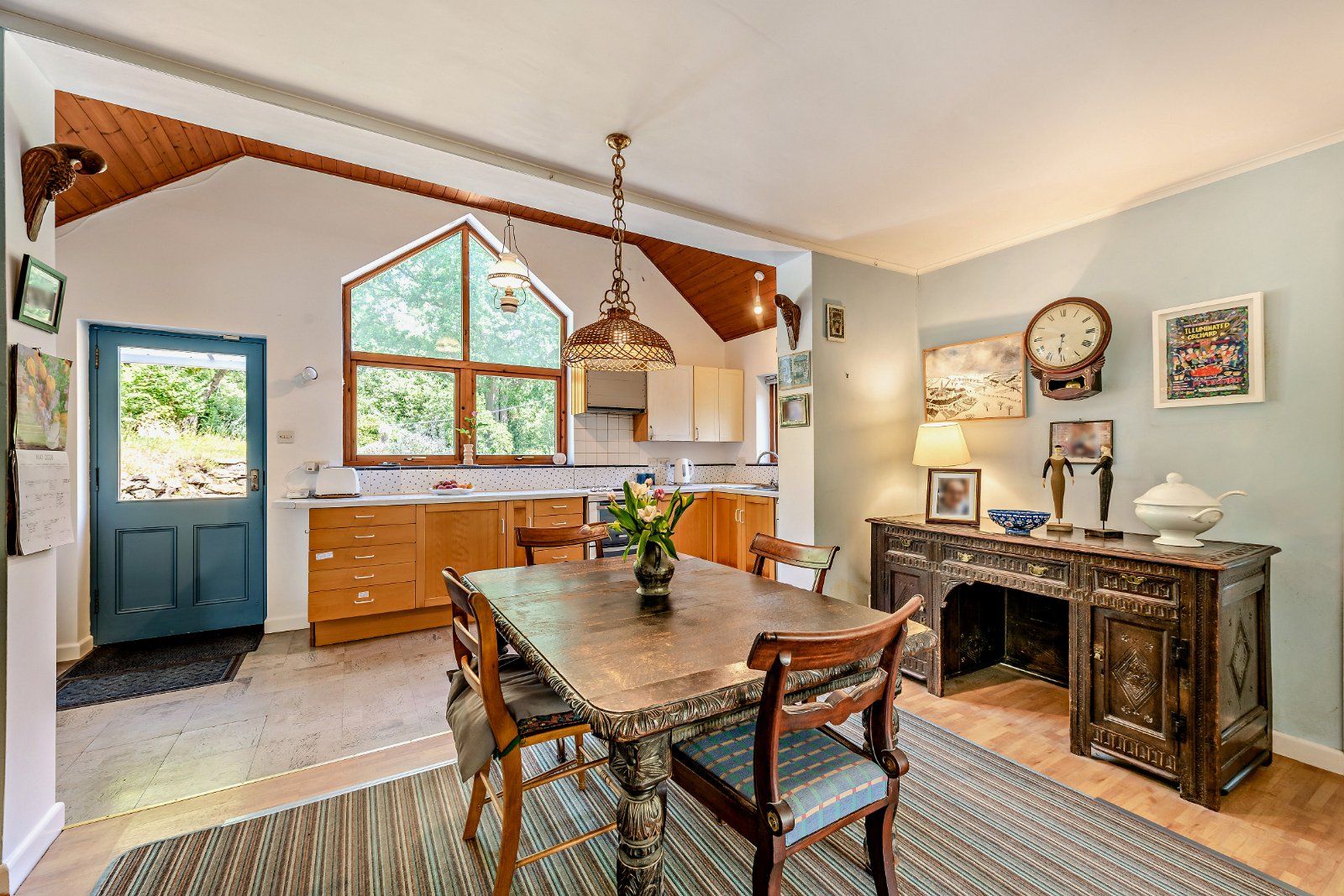 Kitchen/Breakfast Rm