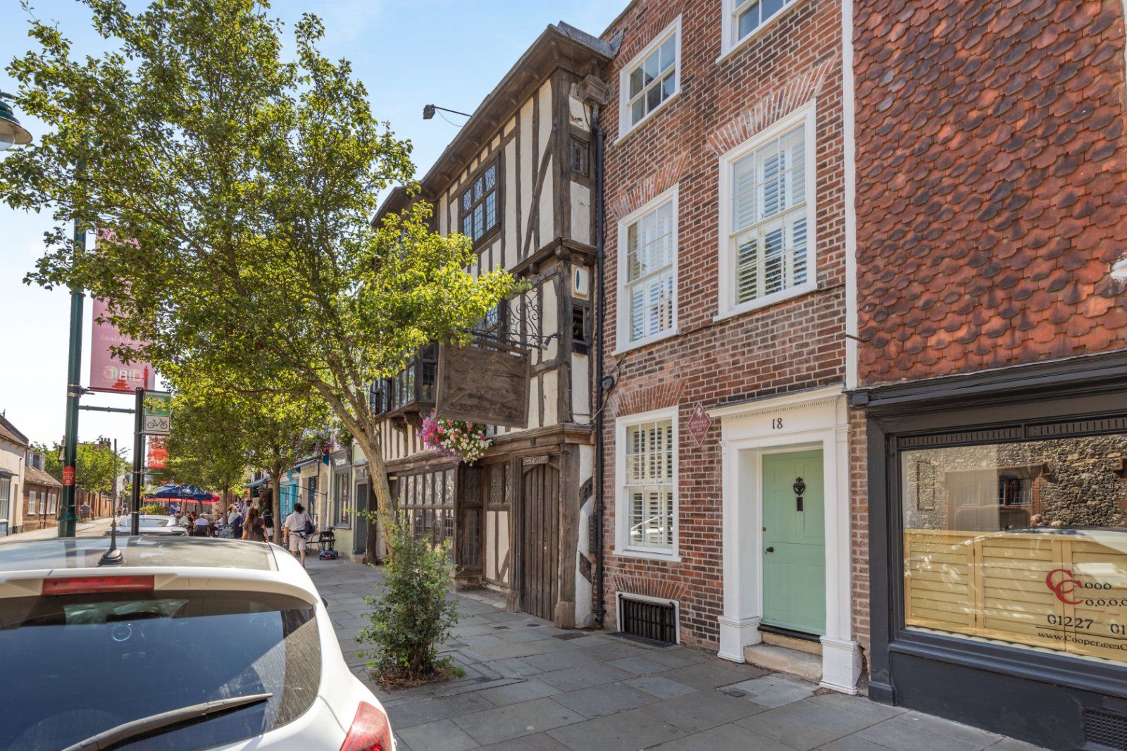 18 Palace Street