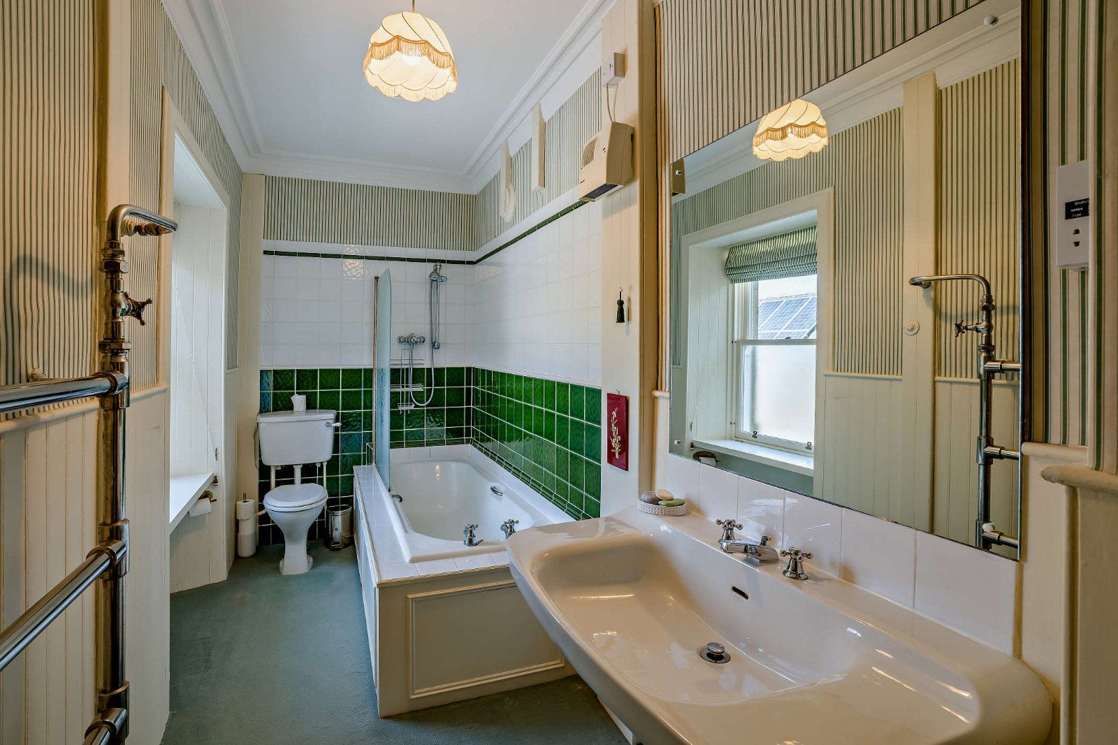 Ensuite Bathroom