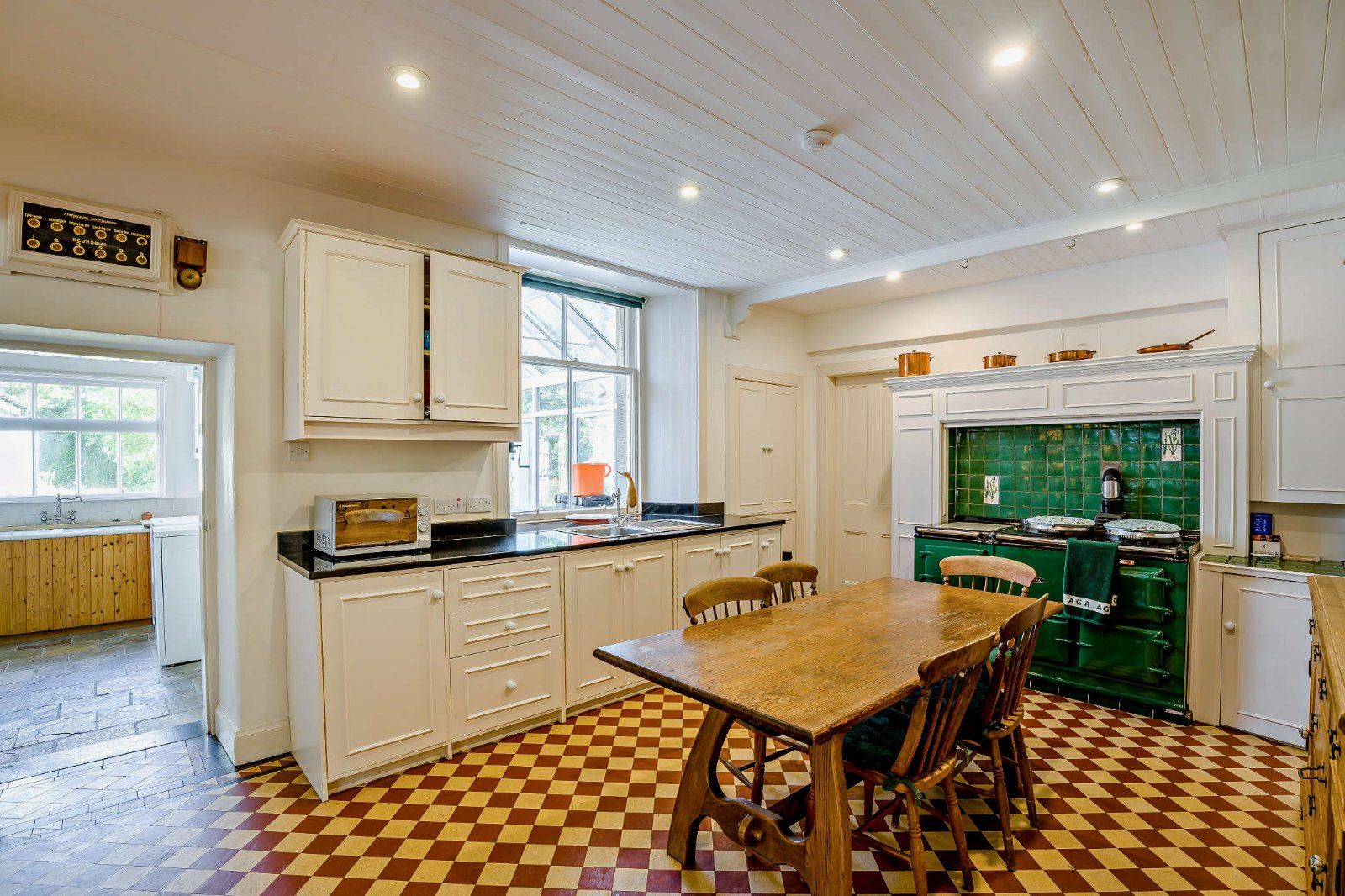 Country Kitchen